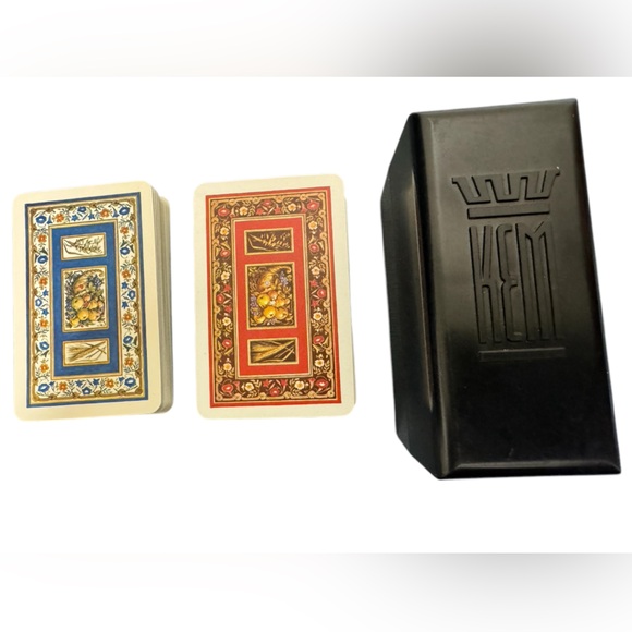 Vintage 1940s KEM Plastic Playing Cards 2 Decks In A Hard Plastic Black Case - Picture 2 of 3